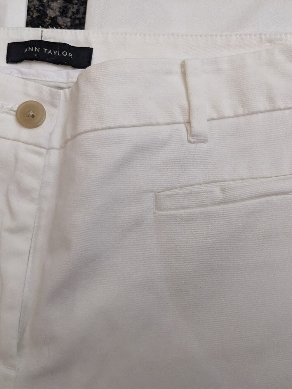 Ann Taylor White Slim Ankle Pants Size 4 Approx Side Slit Cropped